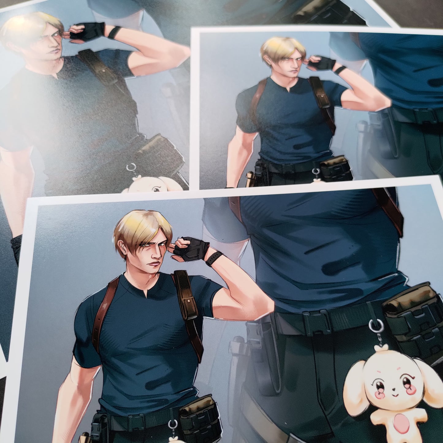 "TACTICAL HETMONGI" Leon Kennedy - Art Prints