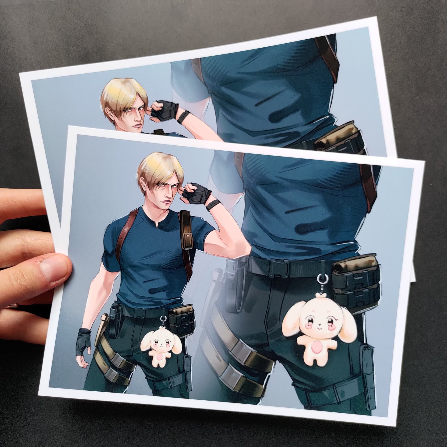"TACTICAL HETMONGI" Leon Kennedy - Art Prints